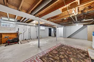 184 Alva St, New Bedford, MA 02740 - Photo 35