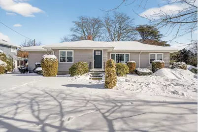 184 Alva St, New Bedford, MA 02740 - Photo 1