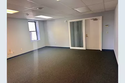 377 Main St #6, Greenfield, MA 01301 - Photo 3