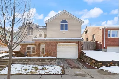 44 Waldemar Ave, Boston, MA 02128 - Photo 3