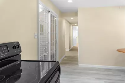 42 Pioneer Way, Springfield, MA 01119 - Photo 11