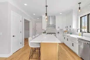 16 Starling St, Boston, MA 02132 - Photo 19