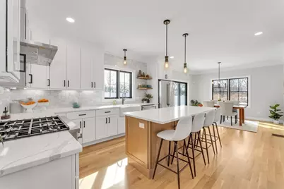 16 Starling Street, Boston, MA 02132 - Photo 3