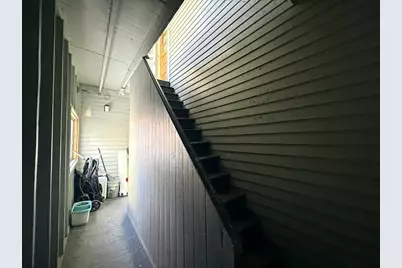 103 Hamilton St, Worcester, MA 01604 - Photo 17