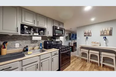 254-256 Pleasant St, Lowell, MA 01852 - Photo 19