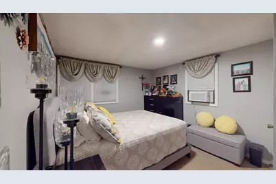 254-256 Pleasant St, Lowell, MA 01852 - Photo 27