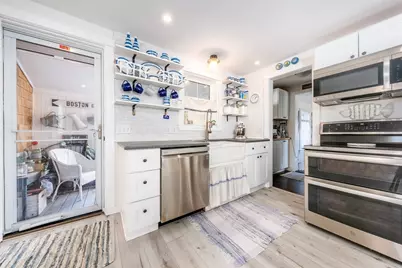 41 Center St, Dennis, MA 02639 - Photo 9