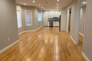 226 Fellsway W, Medford, MA 02155 - Photo 3