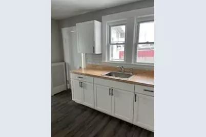 311 Essex St, Saugus, MA 01906 - Photo 5