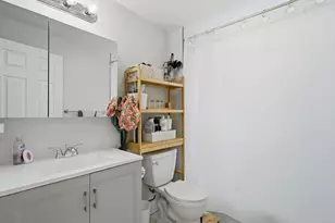 10 Bradshaw St, Medford, MA 02155 - Photo 17