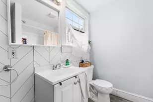 54 Sycamore St, New Bedford, MA 02740 - Photo 21