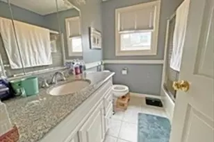 21 Hamlet St, Newton, MA 02459 - Photo 5