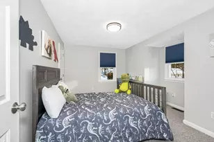 225 Long Pond Dr, Dracut, MA 01826 - Photo 19