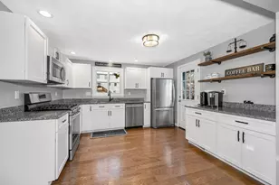 225 Long Pond Dr, Dracut, MA 01826 - Photo 11