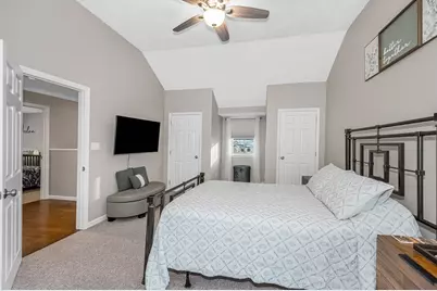 225 Long Pond Dr, Dracut, MA 01826 - Photo 17