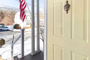 177 Oak St, Wakefield, MA 01880 - Photo 5