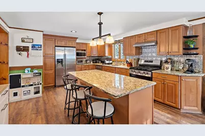 1495 W Royalston Rd, Athol, MA 01331 - Photo 7