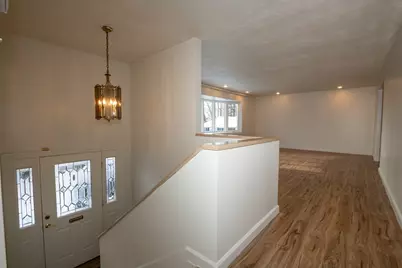 33 Lake Avenue, Stoneham, MA 02180 - Photo 7