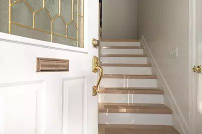 33 Lake Avenue, Stoneham, MA 02180 - Photo 5