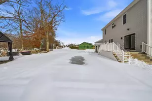 5 Nottingham Cir, Swansea, MA 02777 - Photo 25