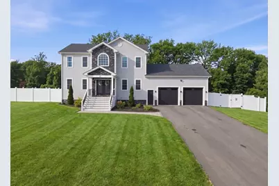 5 Nottingham Cir, Swansea, MA 02777 - Photo 1