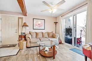 25 Meadow Pond Dr, Leominster, MA 01453 - Photo 7