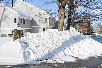 25 Meadow Pond Dr #J, Leominster, MA 01453 - Photo 31