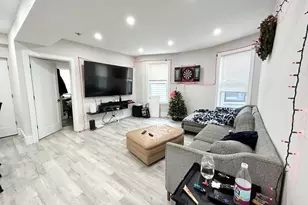 23 Mt Vernon St, Boston, MA 02125 - Photo 3