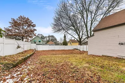 35 Adams Street, Lawrence, MA 01843 - Photo 23