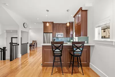 250 C Street #4, Boston, MA 02127 - Photo 9