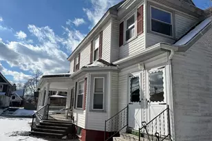 37 Cleveland St, Greenfield, MA 01301 - Photo 3