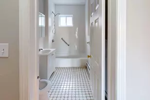 280 McGrath Hwy, Somerville, MA 02145 - Photo 7