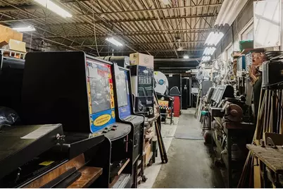 272 Sawyer St, New Bedford, MA 02746 - Photo 11