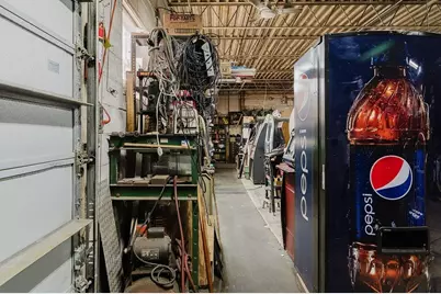 272 Sawyer St, New Bedford, MA 02746 - Photo 13