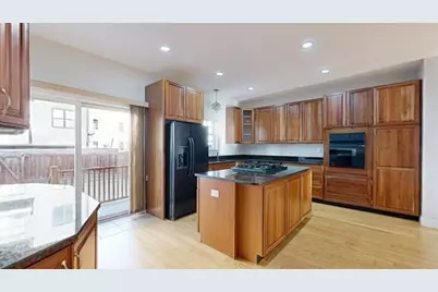 40 Everett St #40, Boston, MA 02128 - Photo 7