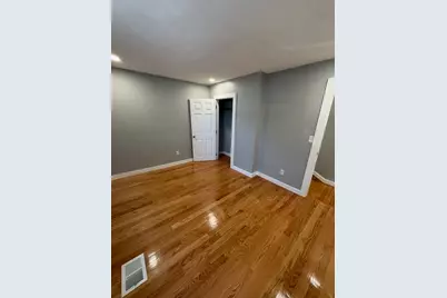 193 Winter St #1, Saugus, MA 01906 - Photo 3