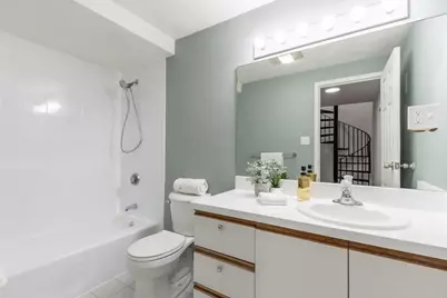 15 Ferry St #4, Everett, MA 02149 - Photo 9