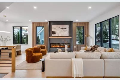 129 Withington Rd #129, Newton, MA 02460 - Photo 5