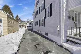 32 Maple St, West Springfield, MA 01089 - Photo 5