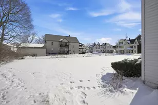 32 Maple St, West Springfield, MA 01089 - Photo 7