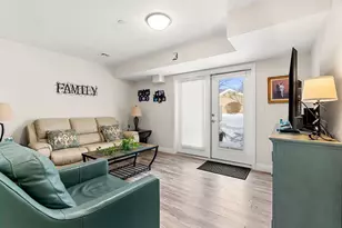 26 Randolph Dr, Tewksbury, MA 01876 - Photo 5