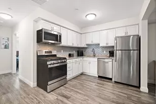 26 Randolph Dr, Tewksbury, MA 01876 - Photo 3