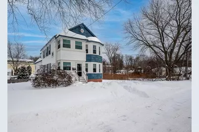 7 Clarissa St, Worcester, MA 01604 - Photo 3