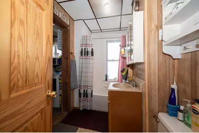 7 Clarissa St, Worcester, MA 01604 - Photo 17