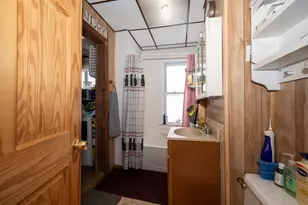 7 Clarissa St, Worcester, MA 01604 - Photo 17