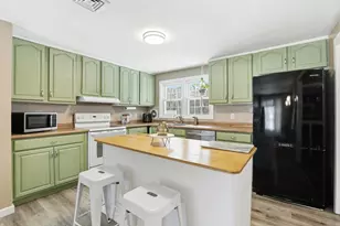 68 Michael Rd, Raynham, MA 02767 - Photo 9