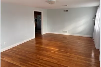 305 Shears St #B, Wrentham, MA 02093 - Photo 5