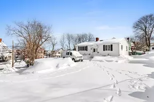 24 Lily St, Lynn, MA 01902 - Photo 11