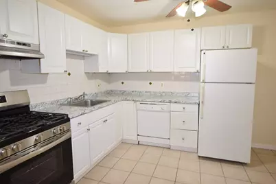 309 Pawtucket Blvd #10, Lowell, MA 01854 - Photo 3