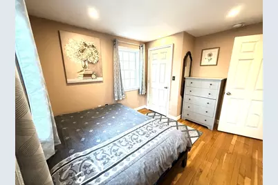 7 Central St, Saugus, MA 01906 - Photo 15